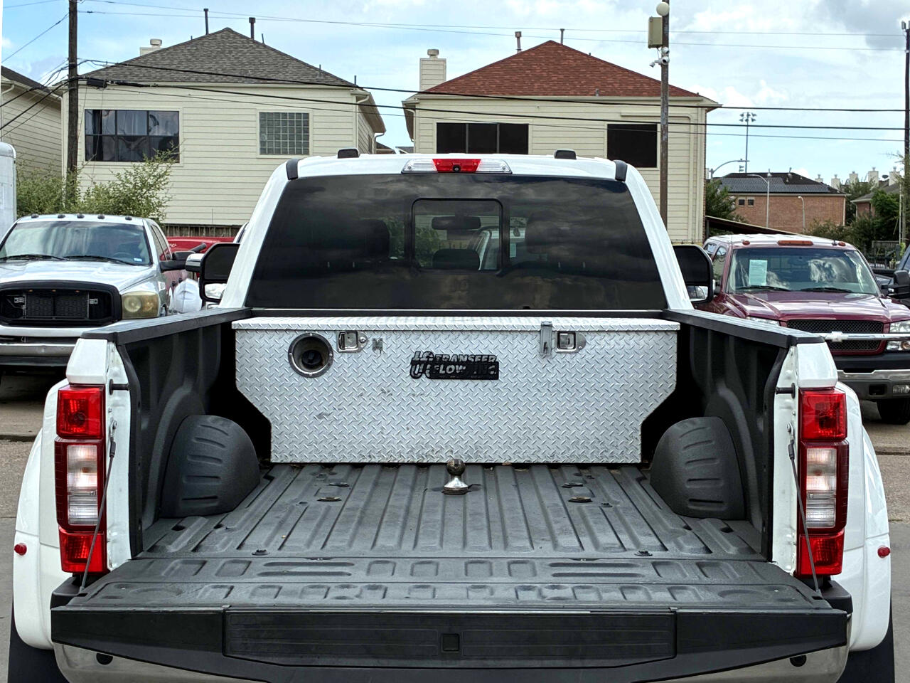2020 Ford F-350 Lariat photo 34