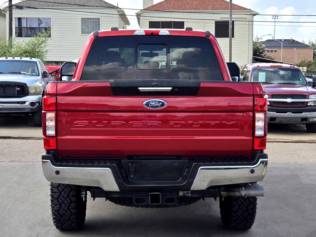 2021 Ford F-350 Lariat photo 2