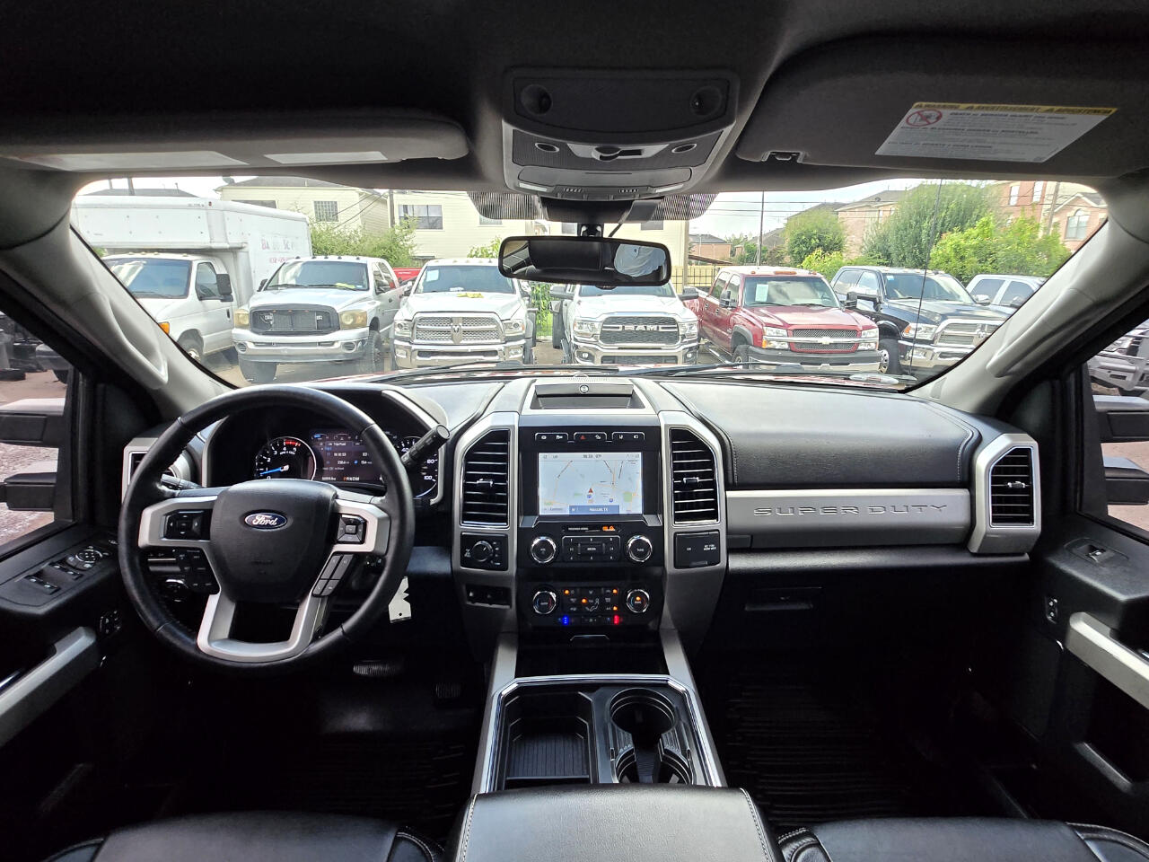 2021 Ford F-350 Lariat photo 17