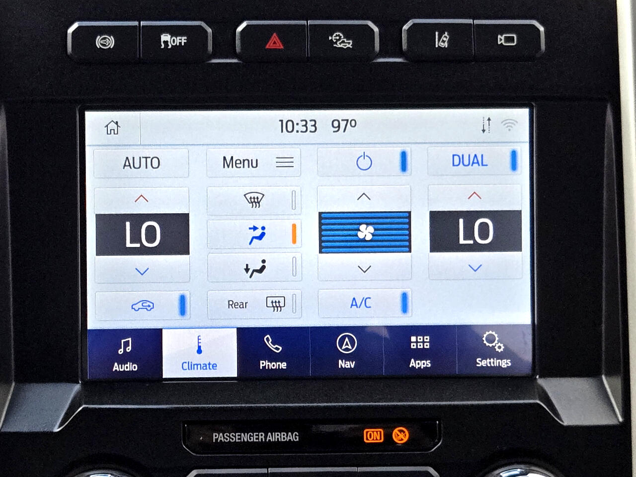 2021 Ford F-350 Lariat photo 34