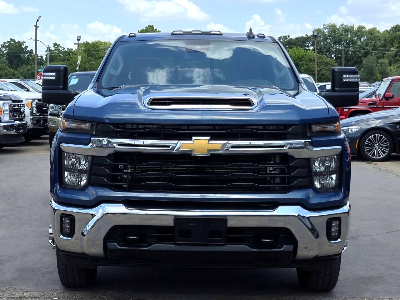2024 Chevrolet Silverado 3500HD LT photo 7