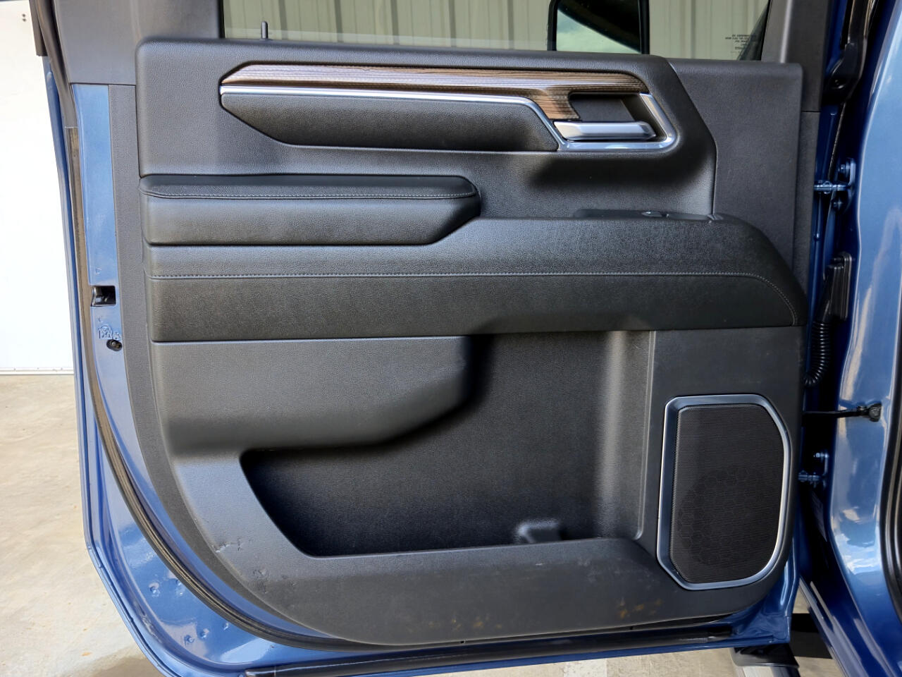 2024 Chevrolet Silverado 3500HD LT photo 11