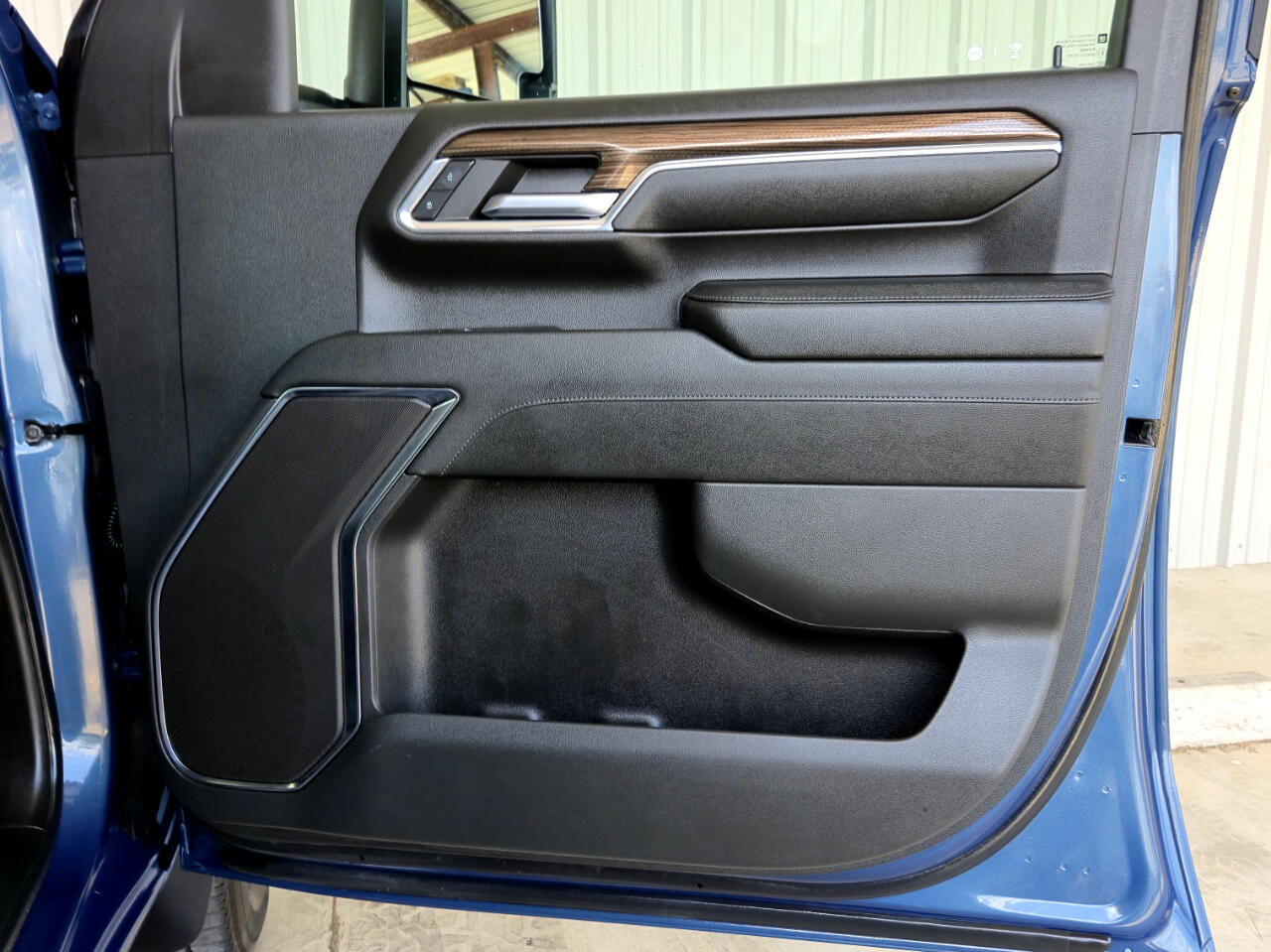 2024 Chevrolet Silverado 3500HD LT photo 17