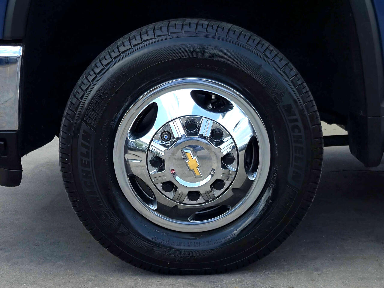 2024 Chevrolet Silverado 3500HD LT photo 37