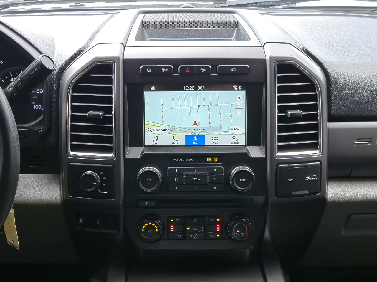 2017 Ford F-350 XLT photo 27