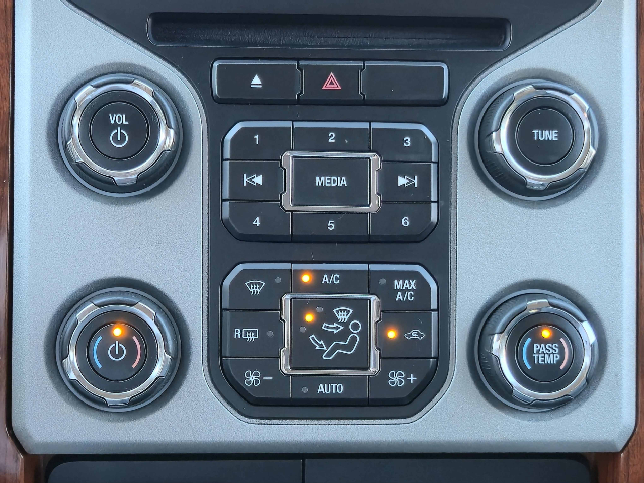 2016 Ford F-250 King Ranch photo 29