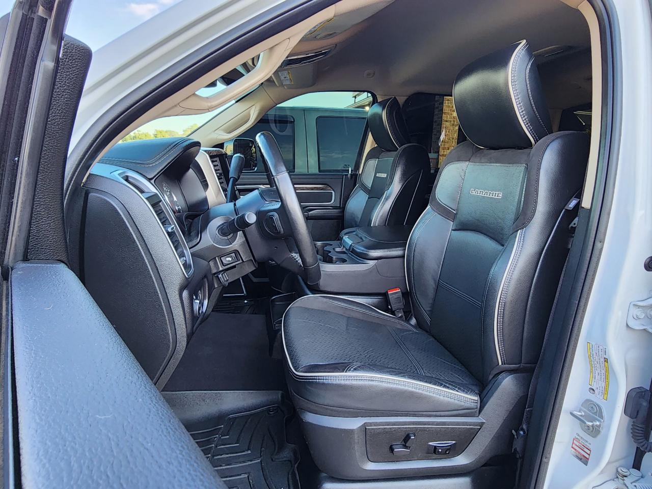 RAM 2500 Laramie Crew Cab 4WD 2021