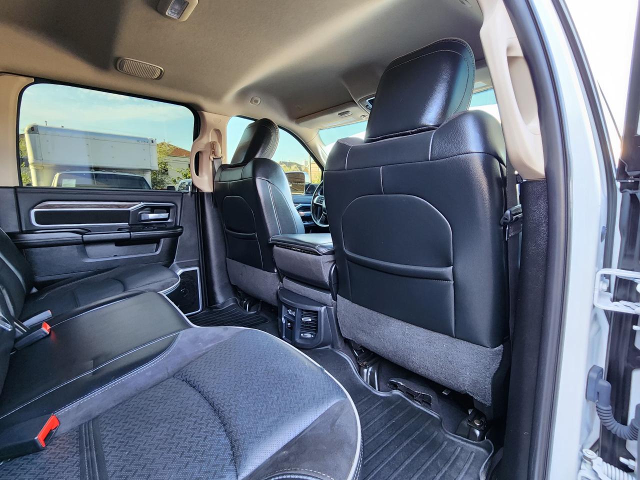 RAM 2500 Laramie Crew Cab 4WD 2021