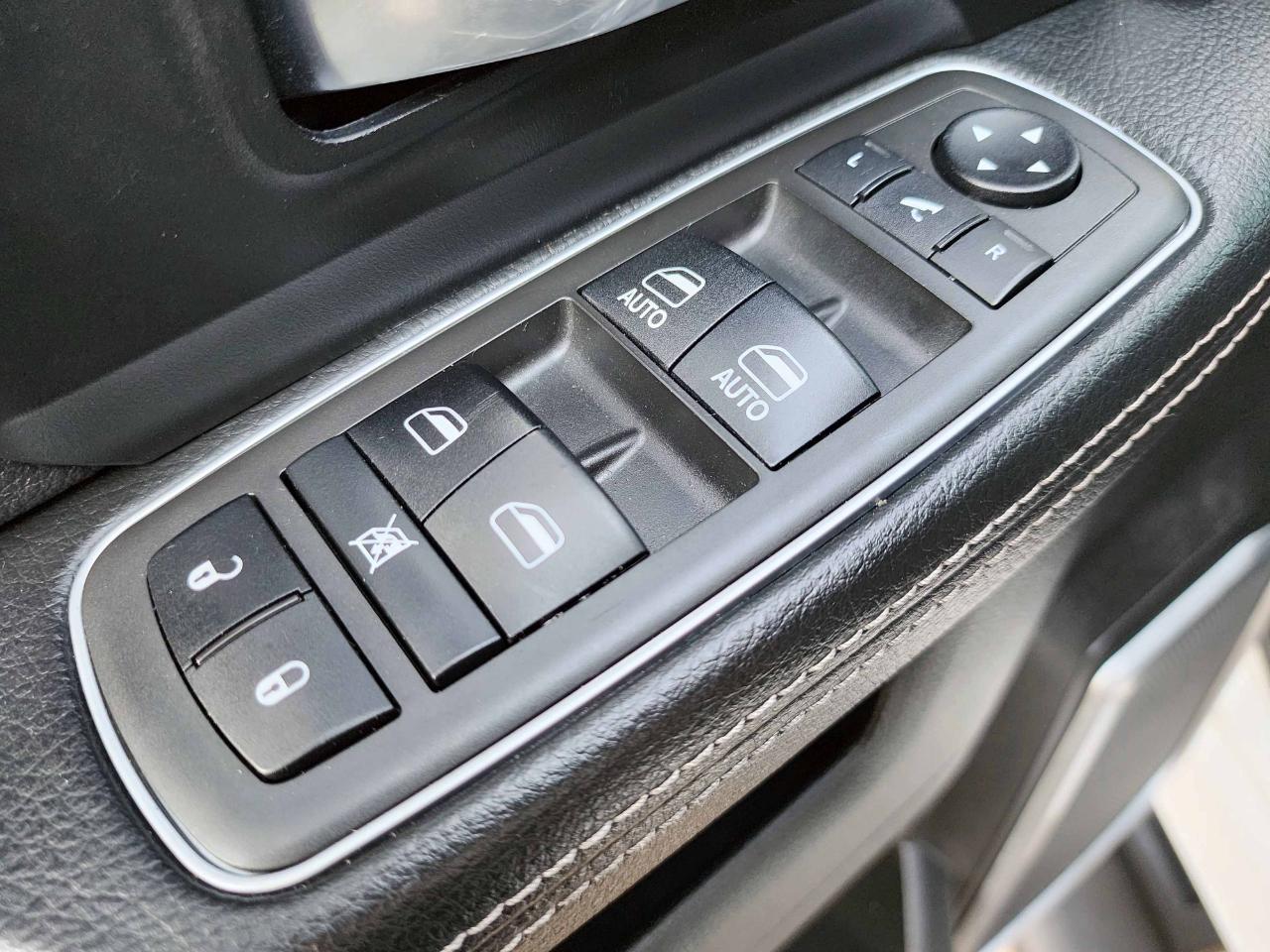 RAM 2500 Laramie Crew Cab 4WD 2021