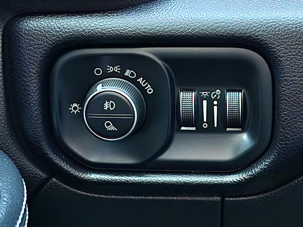 RAM 2500 Laramie Crew Cab 4WD 2021