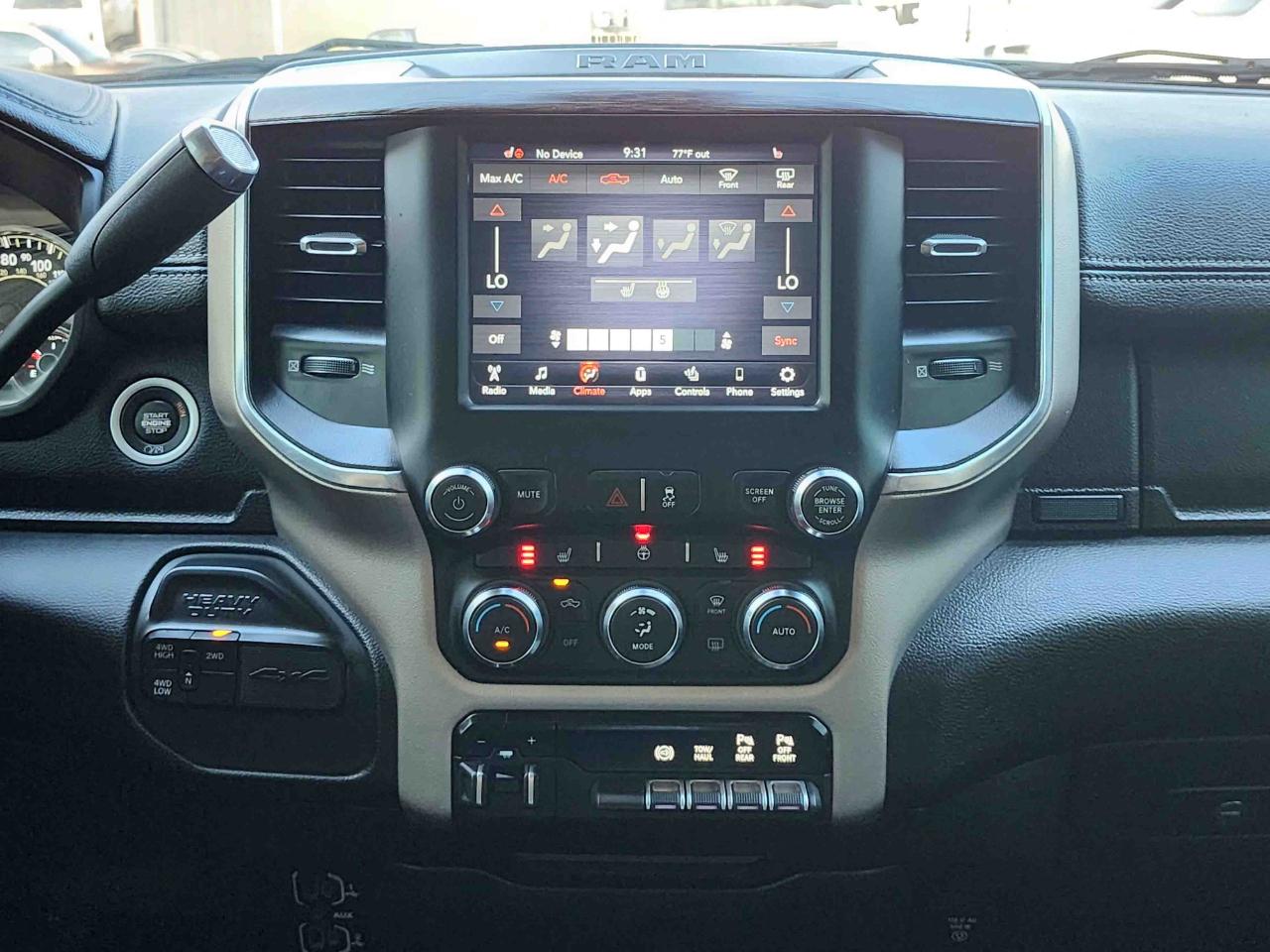 RAM 2500 Laramie Crew Cab 4WD 2021