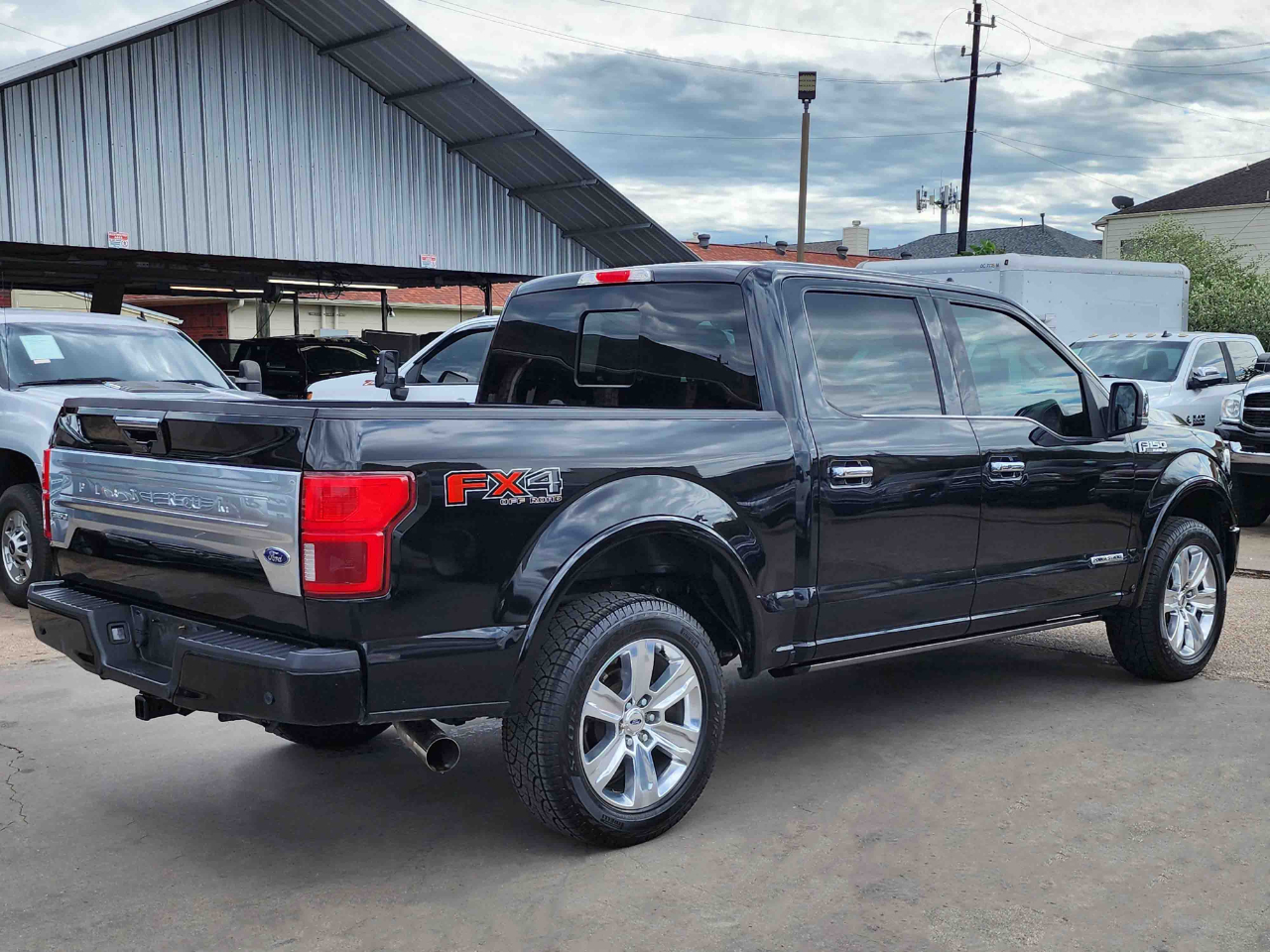 Ford F-150 Platinum SuperCrew 4WD 2018 Ford F-150 Platinum SuperCrew 4WD 2018