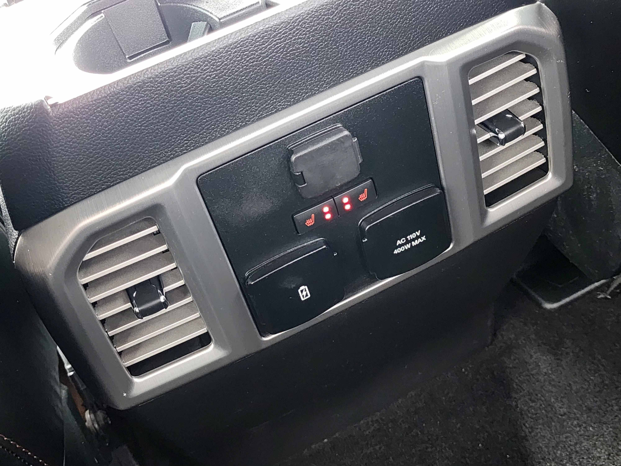 Ford F-150 Platinum SuperCrew 4WD 2018 Ford F-150 Platinum SuperCrew 4WD 2018