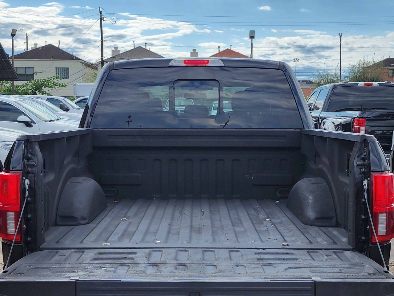 Ford F-150 Platinum SuperCrew 4WD 2018 Ford F-150 Platinum SuperCrew 4WD 2018