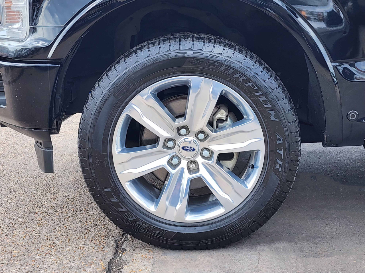 Ford F-150 Platinum SuperCrew 4WD 2018 Ford F-150 Platinum SuperCrew 4WD 2018