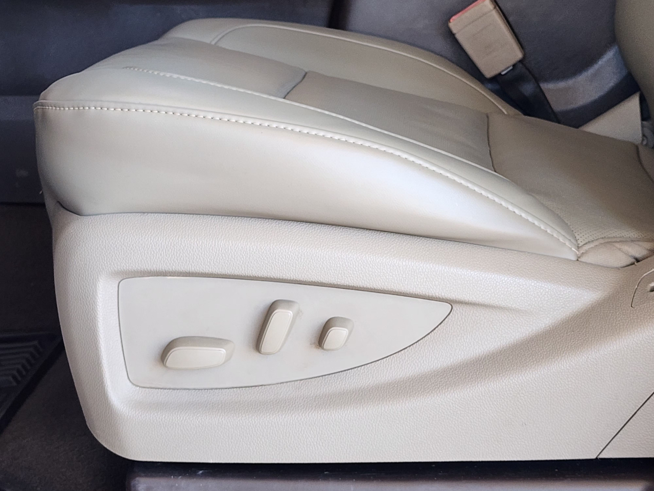 Chevrolet Silverado 3500HD LTZ Crew Cab DRW 4WD 2019 Chevrolet Silverado 3500HD LTZ Crew Cab DRW 4WD 2019