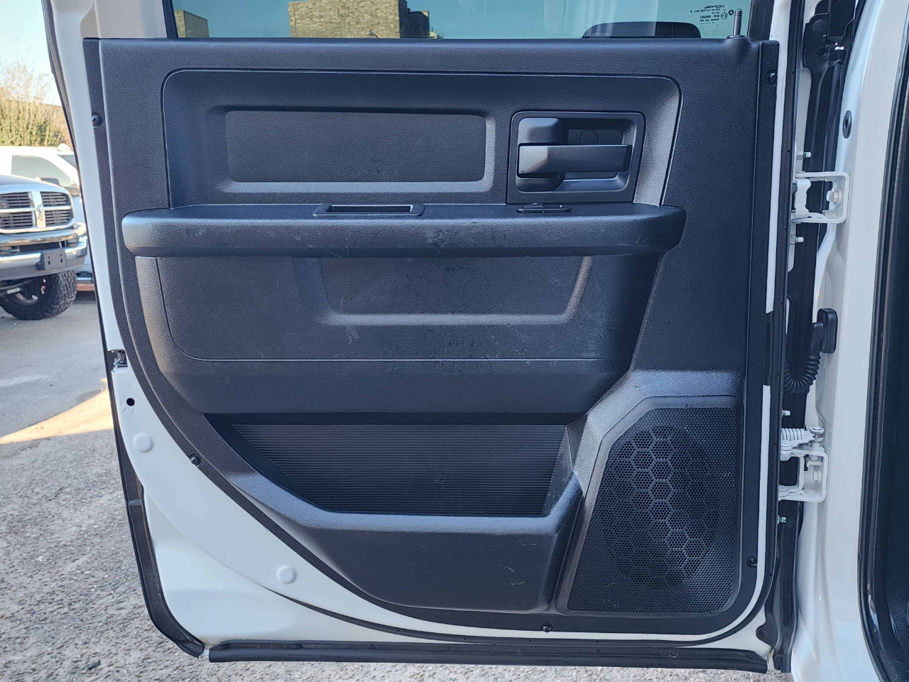 RAM 2500 Tradesman Crew Cab 4WD 2017 RAM 2500 Tradesman Crew Cab 4WD 2017