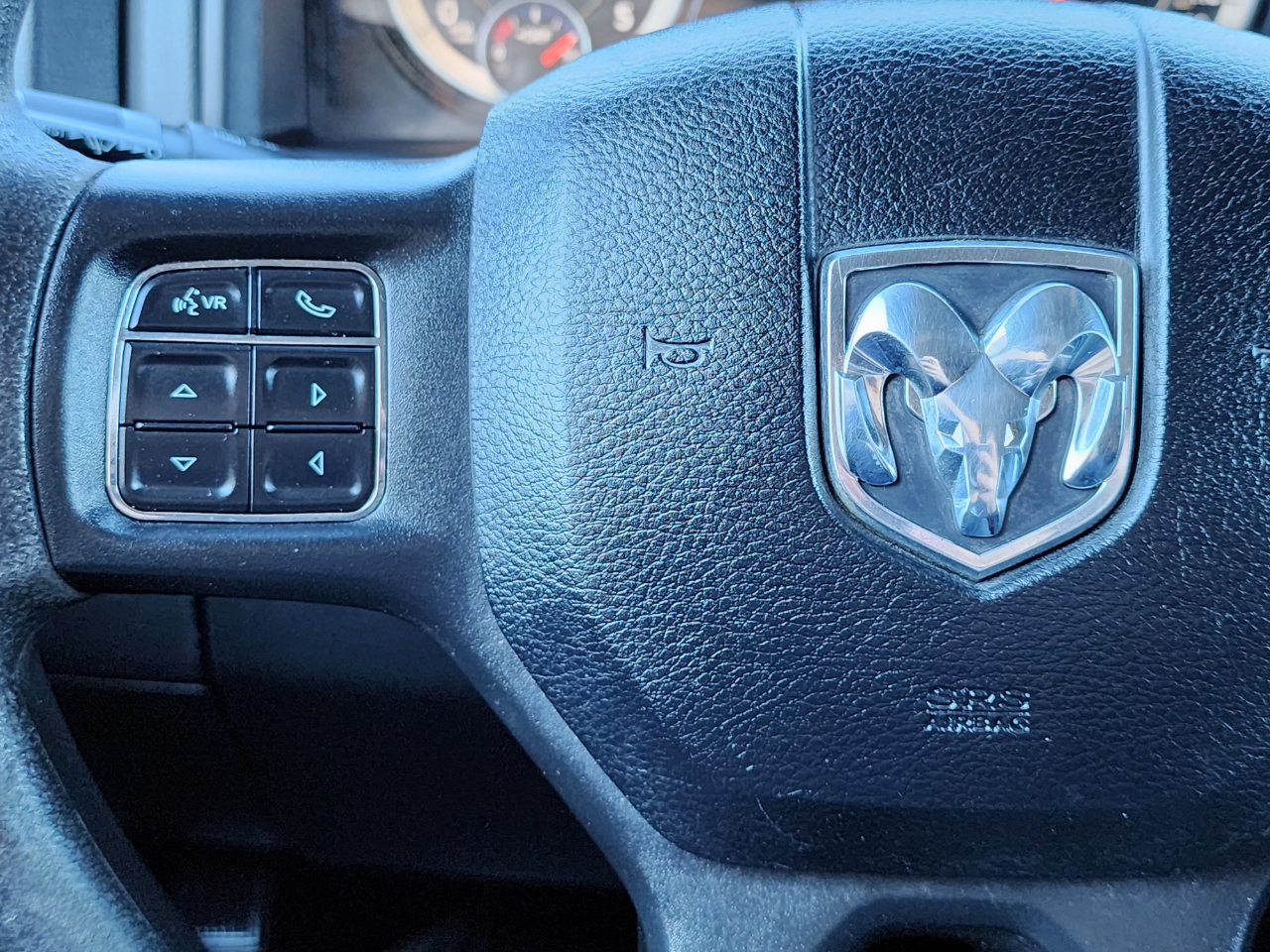 RAM 2500 Tradesman Crew Cab 4WD 2017 RAM 2500 Tradesman Crew Cab 4WD 2017