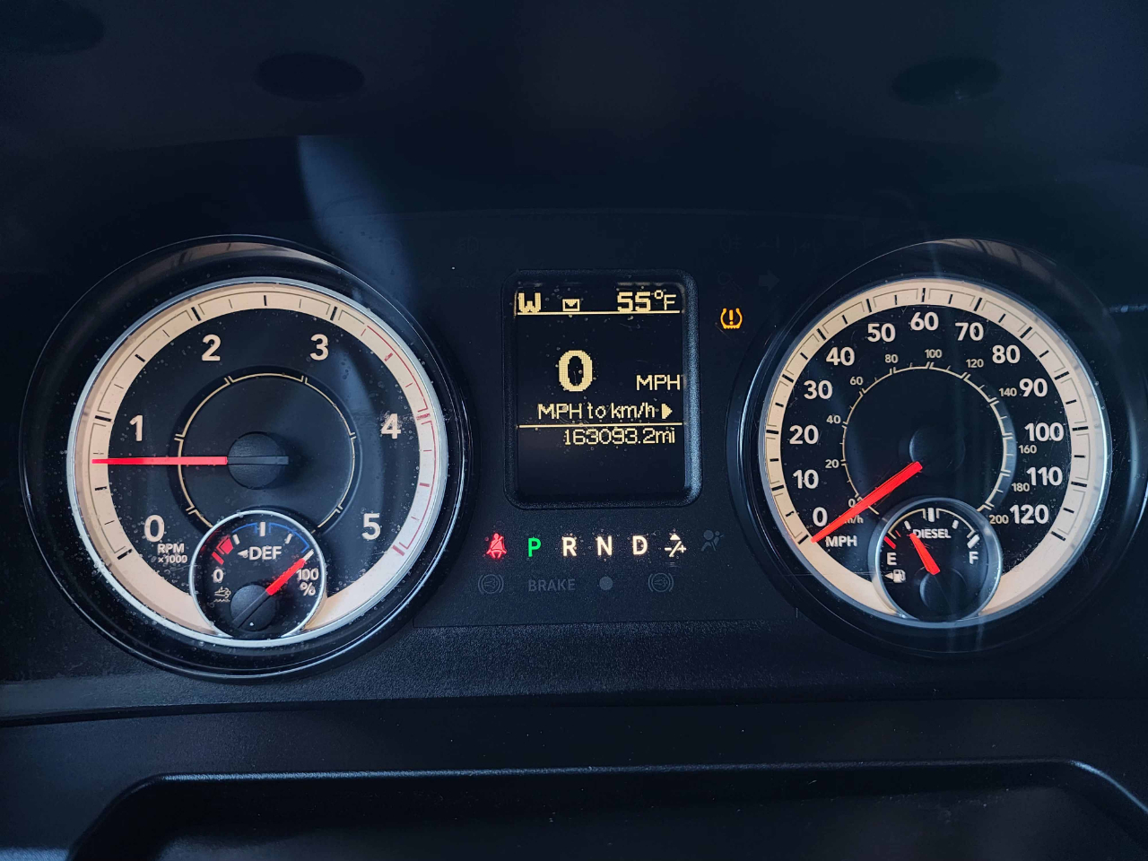 RAM 2500 Tradesman Crew Cab 4WD 2017 RAM 2500 Tradesman Crew Cab 4WD 2017