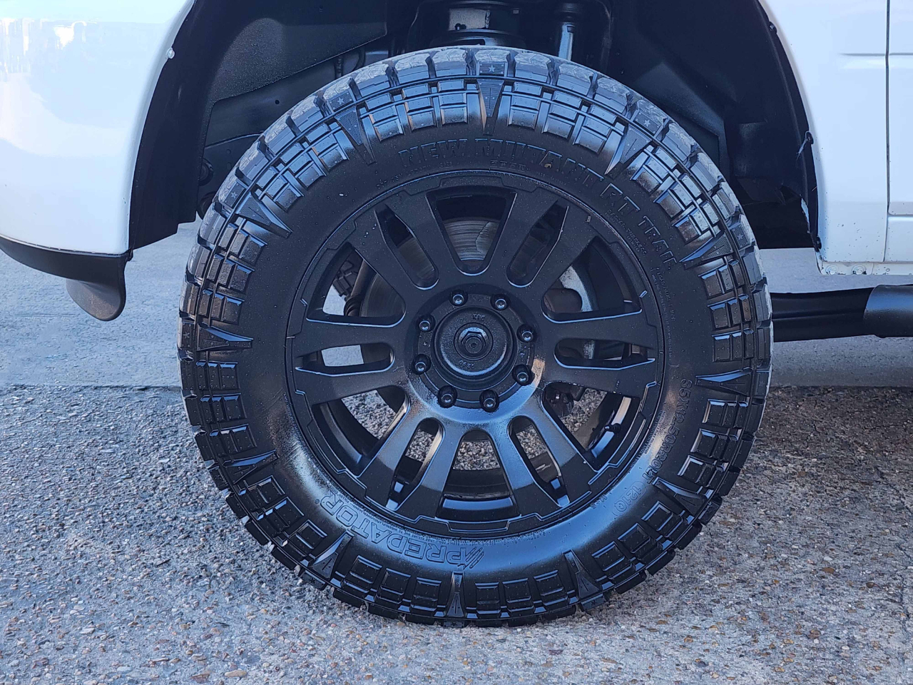 RAM 2500 Tradesman Crew Cab 4WD 2017 RAM 2500 Tradesman Crew Cab 4WD 2017