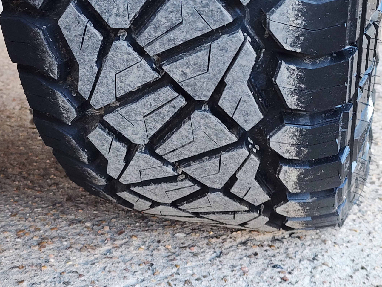 RAM 2500 Tradesman Crew Cab 4WD 2017 RAM 2500 Tradesman Crew Cab 4WD 2017