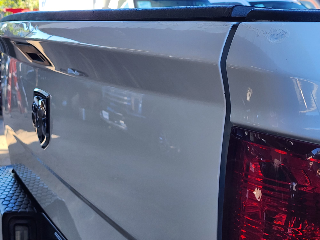 RAM 2500 Tradesman Crew Cab 4WD 2017 RAM 2500 Tradesman Crew Cab 4WD 2017