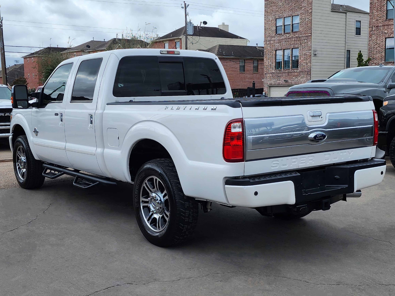 2015 Ford F-250 Platinum photo 4
