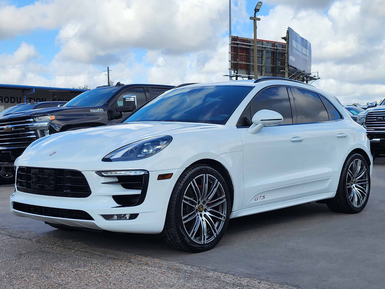 2017 Porsche Macan GTS photo 4