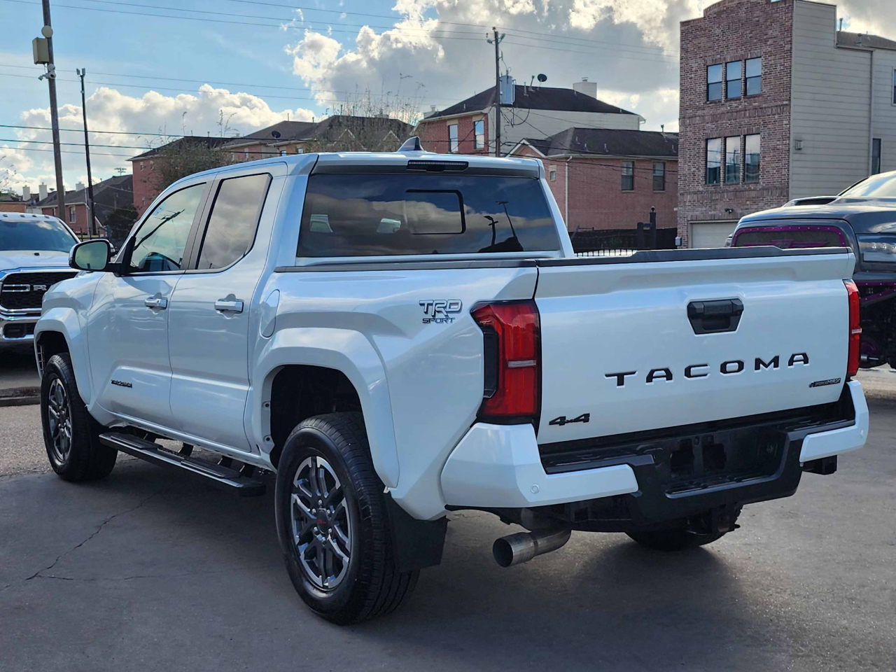 Toyota Tacoma  2024