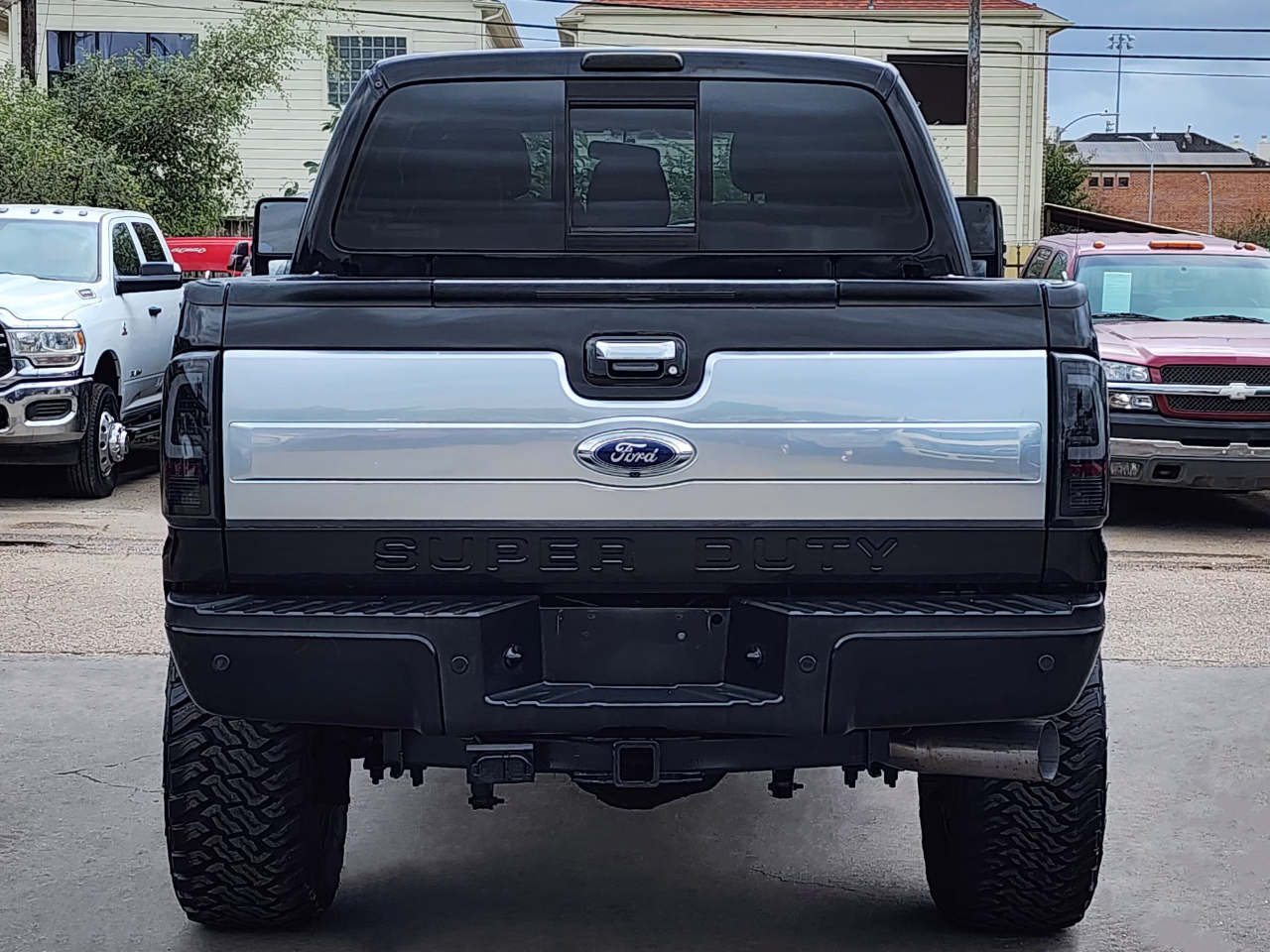 2015 Ford F-250 Platinum photo 3