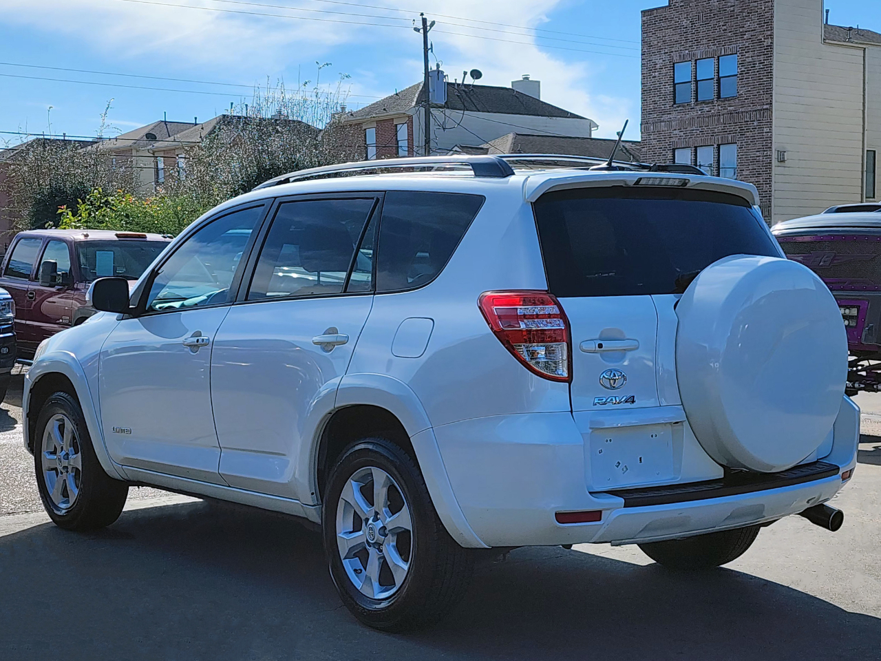 Toyota RAV4  2011