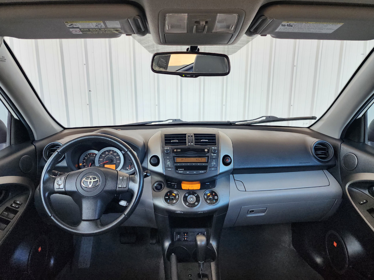 Toyota RAV4  2011