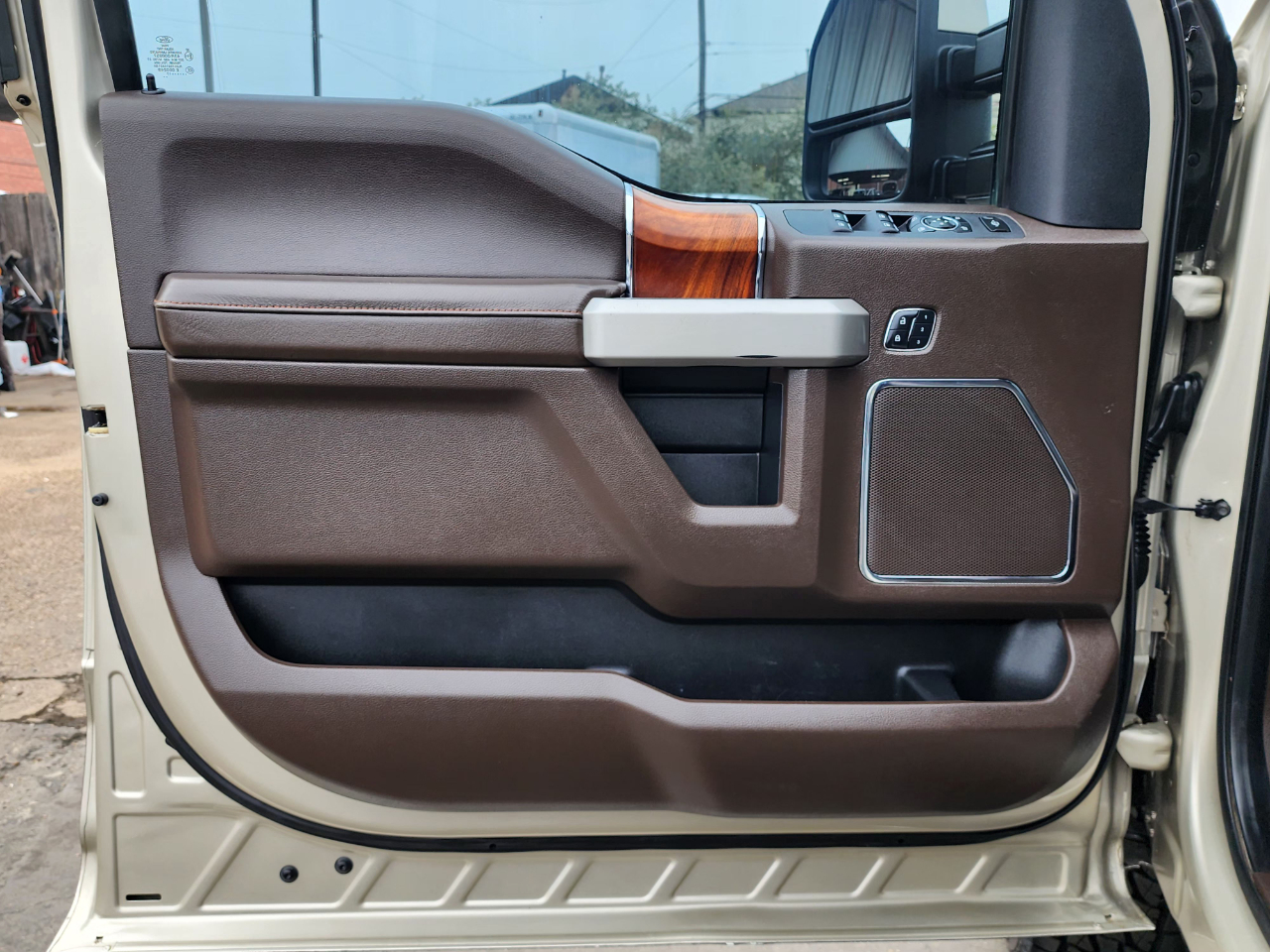 Ford Super Duty F-350 DRW  2017