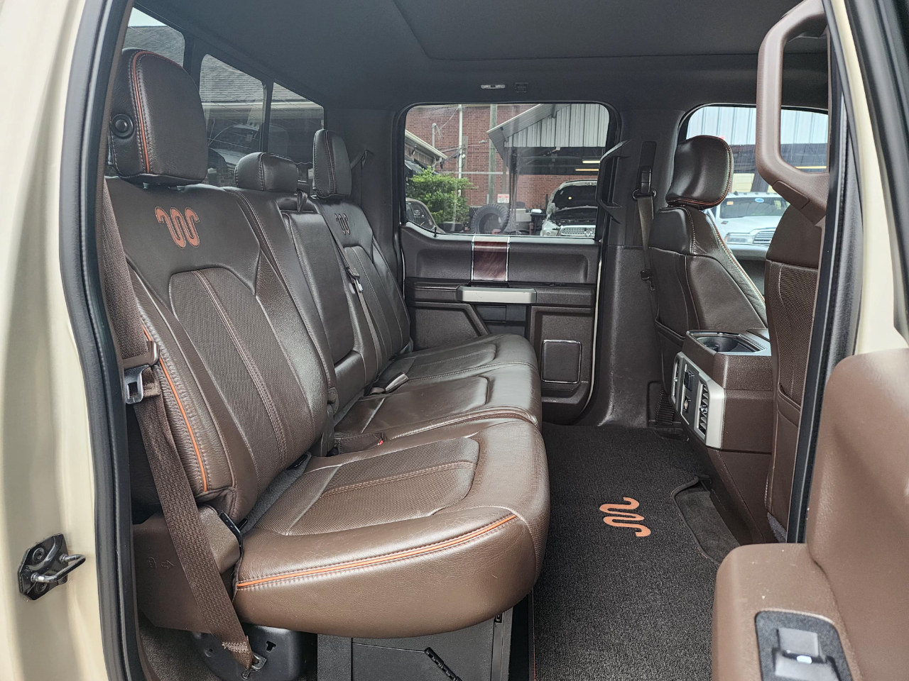 Ford Super Duty F-350 DRW  2017