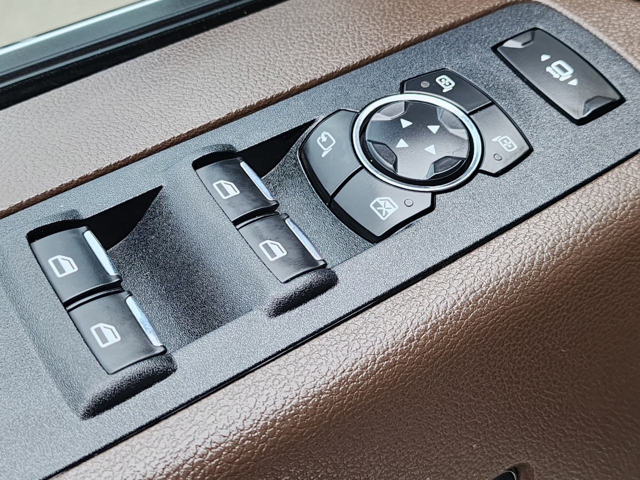 Ford Super Duty F-350 DRW  2017