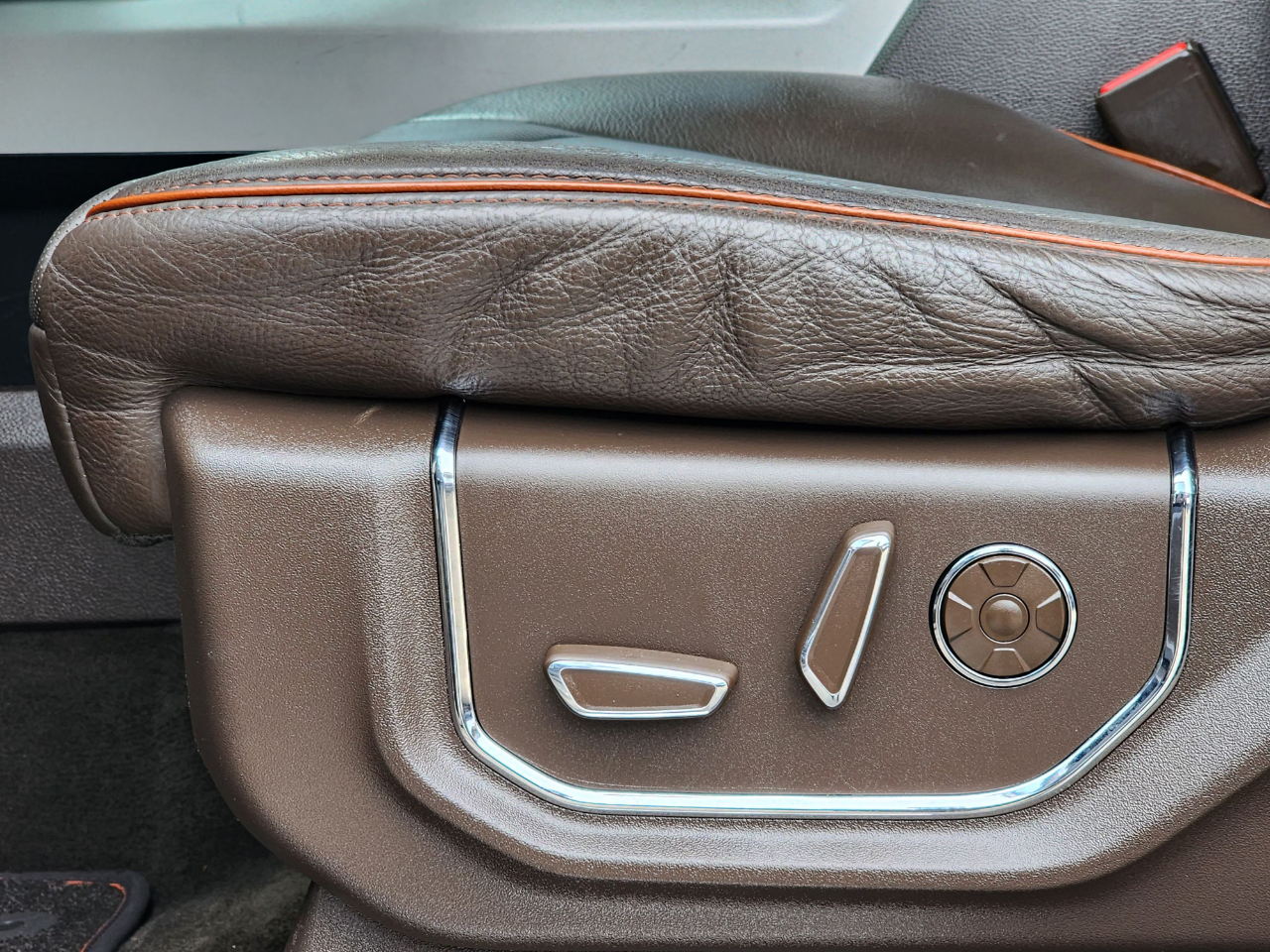 Ford Super Duty F-350 DRW  2017