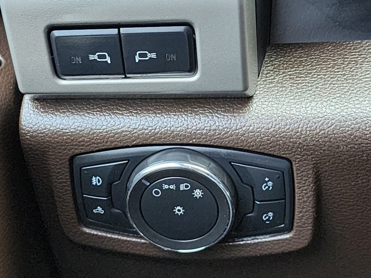 Ford Super Duty F-350 DRW  2017