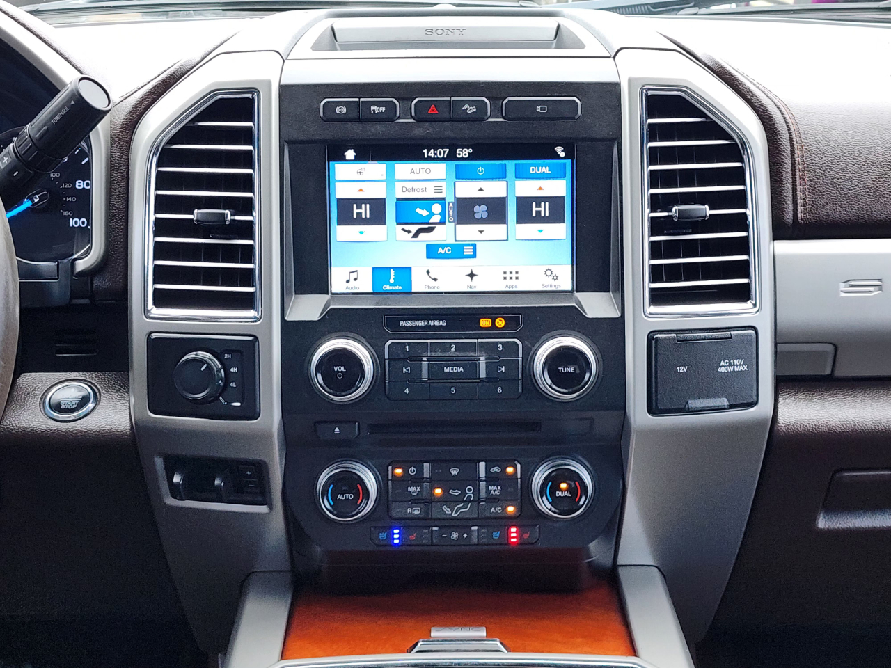 Ford Super Duty F-350 DRW  2017