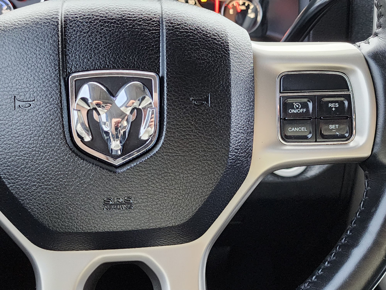 RAM 2500 Laramie Mega Cab 4WD 2016