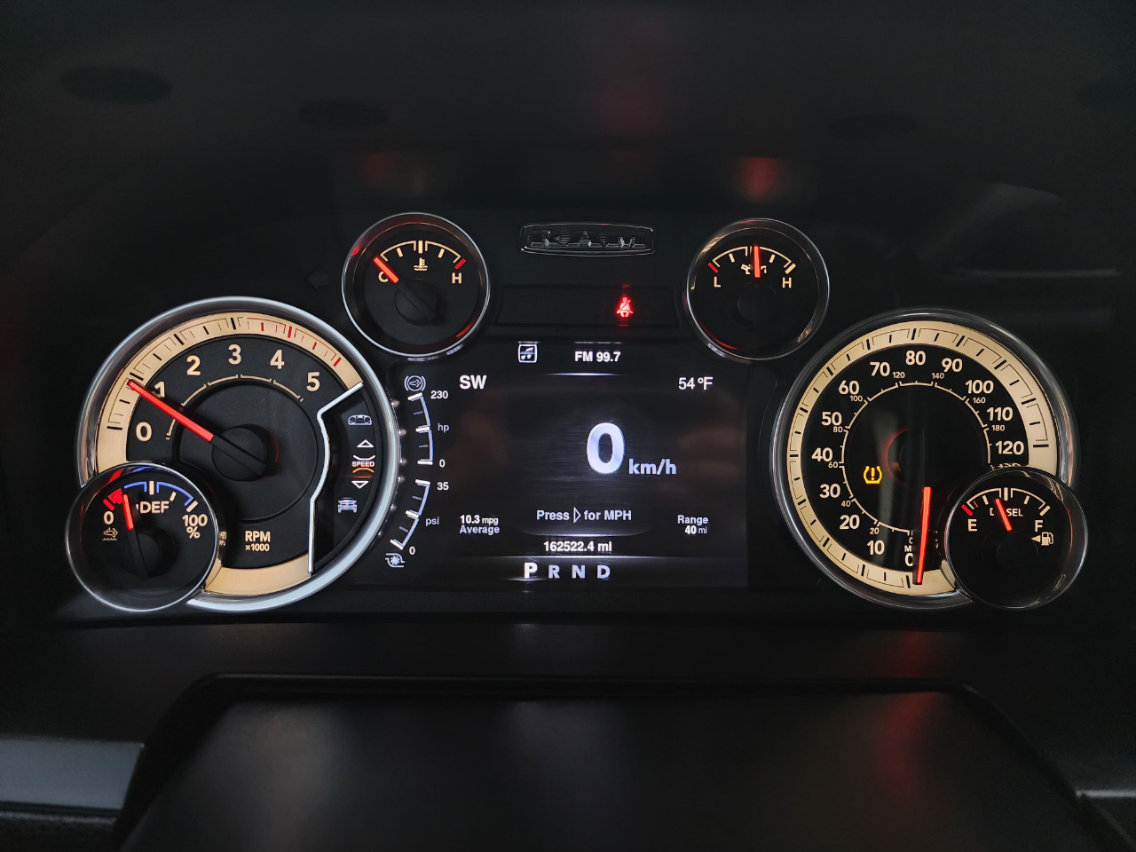 RAM 2500 Laramie Mega Cab 4WD 2016