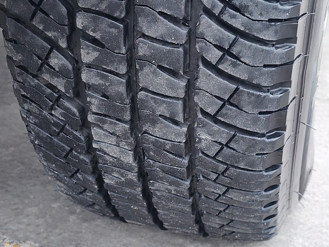 RAM 2500 Laramie Mega Cab 4WD 2016