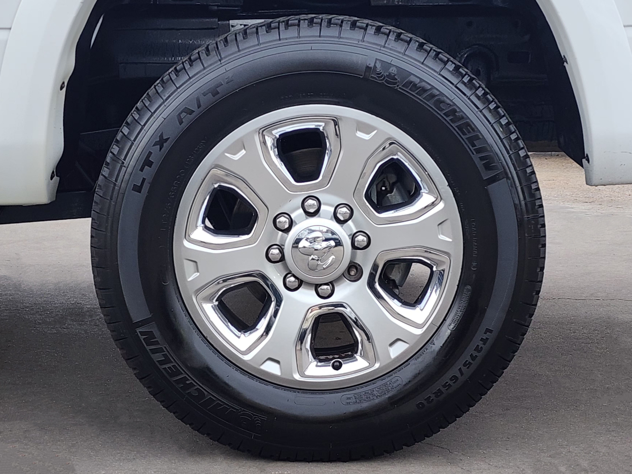 RAM 2500 Laramie Mega Cab 4WD 2016