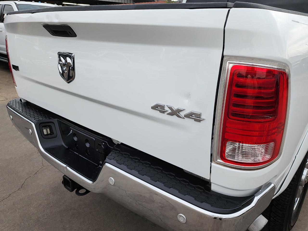 RAM 2500 Laramie Mega Cab 4WD 2016