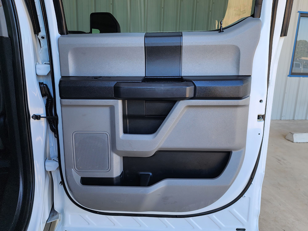 Ford Super Duty F-350 SRW  2017