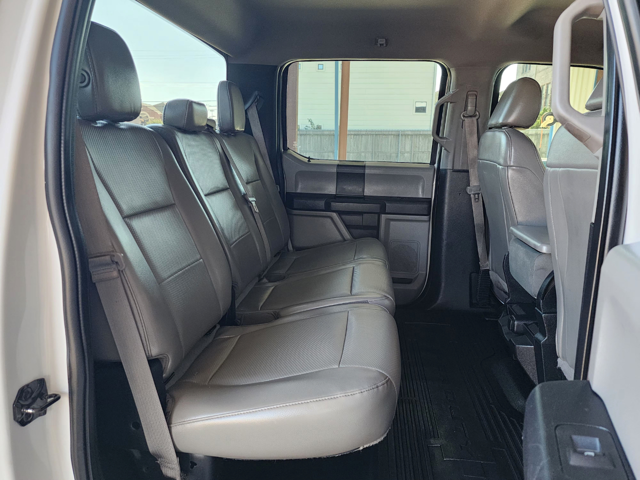 Ford Super Duty F-350 SRW  2017