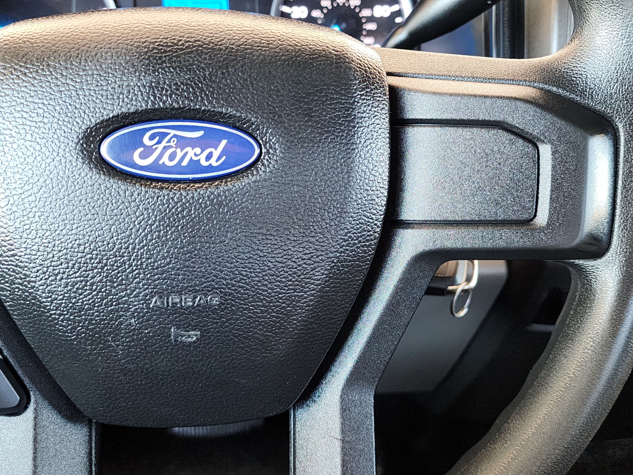 Ford Super Duty F-350 SRW  2017