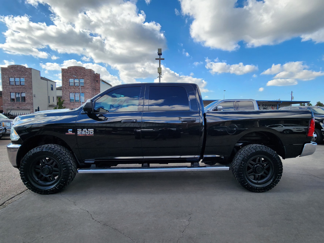 RAM 2500 Tradesman Crew Cab 4WD 2017