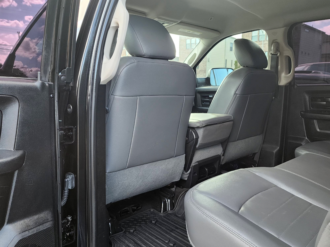 RAM 2500 Tradesman Crew Cab 4WD 2017