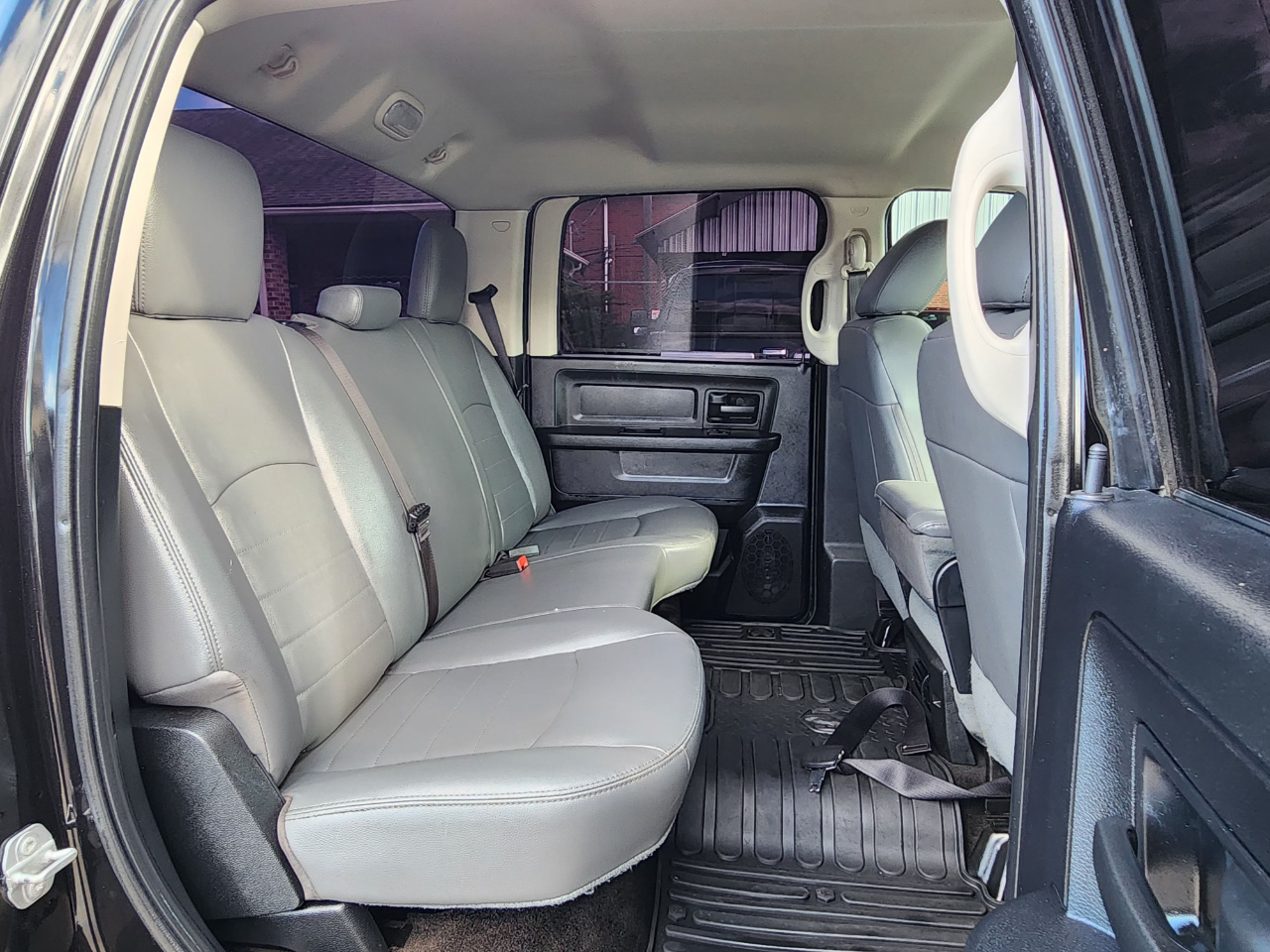 RAM 2500 Tradesman Crew Cab 4WD 2017