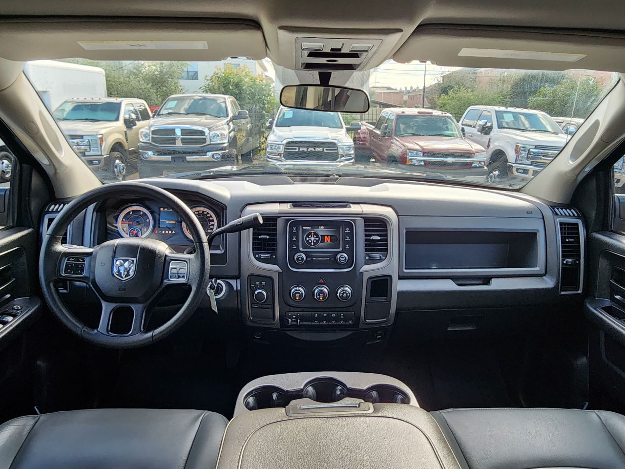 RAM 2500 Tradesman Crew Cab 4WD 2017